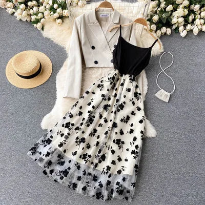 S-2XL French Short Double Breasted Suit Coat Women's High-end Flocked Mesh Suspender Dress Two Piece Set