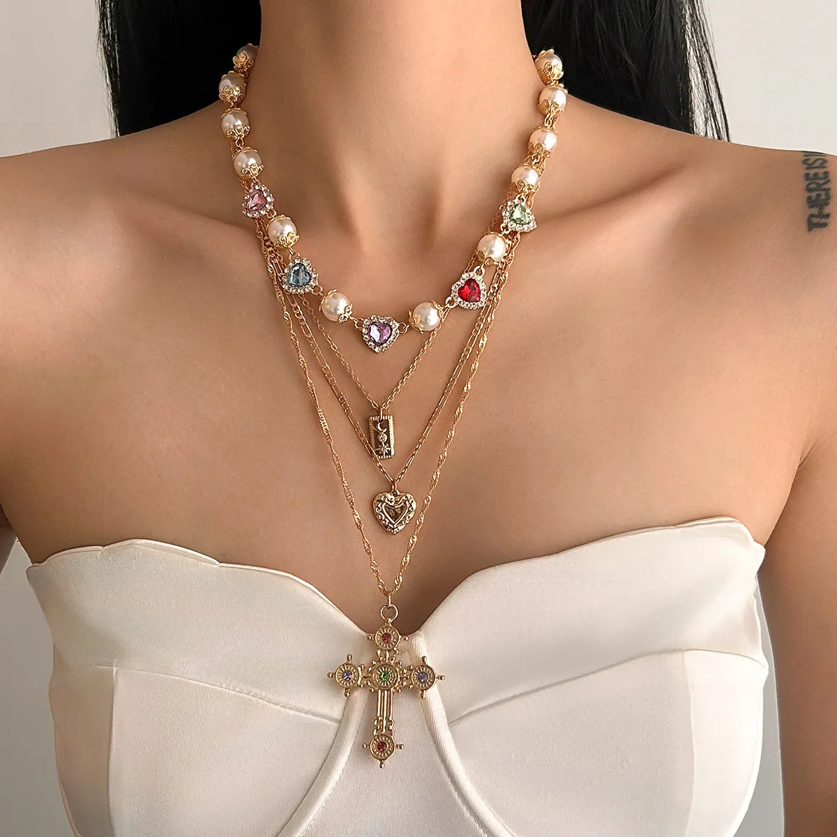 Vintage Gothic Style Pendant Necklace Set Pearl Diamond Set Beaded Fashion Tassel Cross Necklace for Women