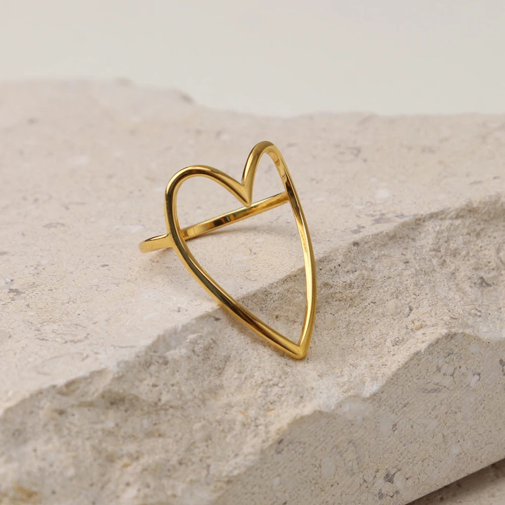 Chris April in Stock Fashion Jewelry 316L Stainless Steel Pvd Gold Plated Big Heart Hollow-out Adjustable Ring