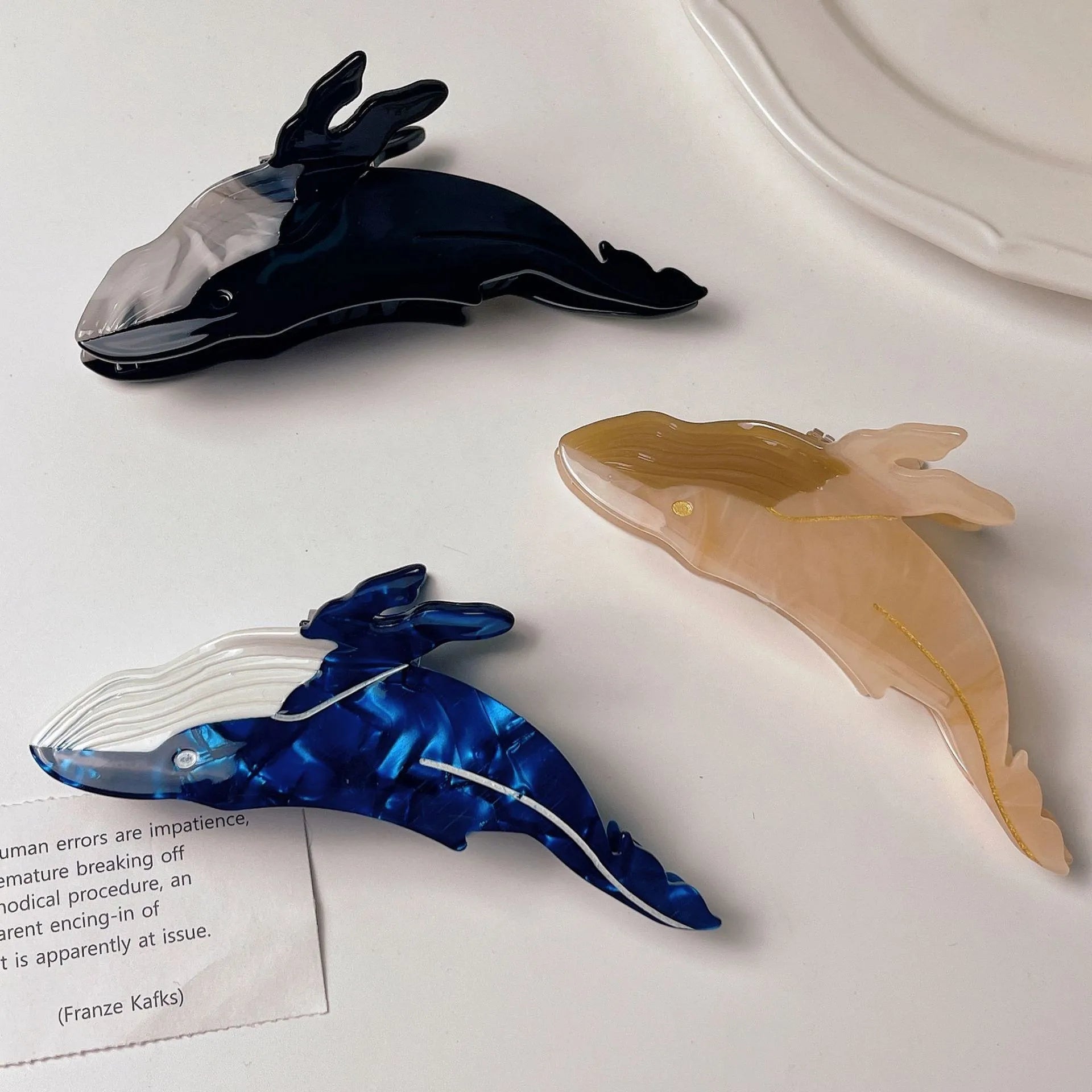 YHJ Wholesale Hair Claw Clips Large 12.5 cm Cellulose Acetate Hair Claw Customize logo Animal Shaped Whale Hair Claw for Women