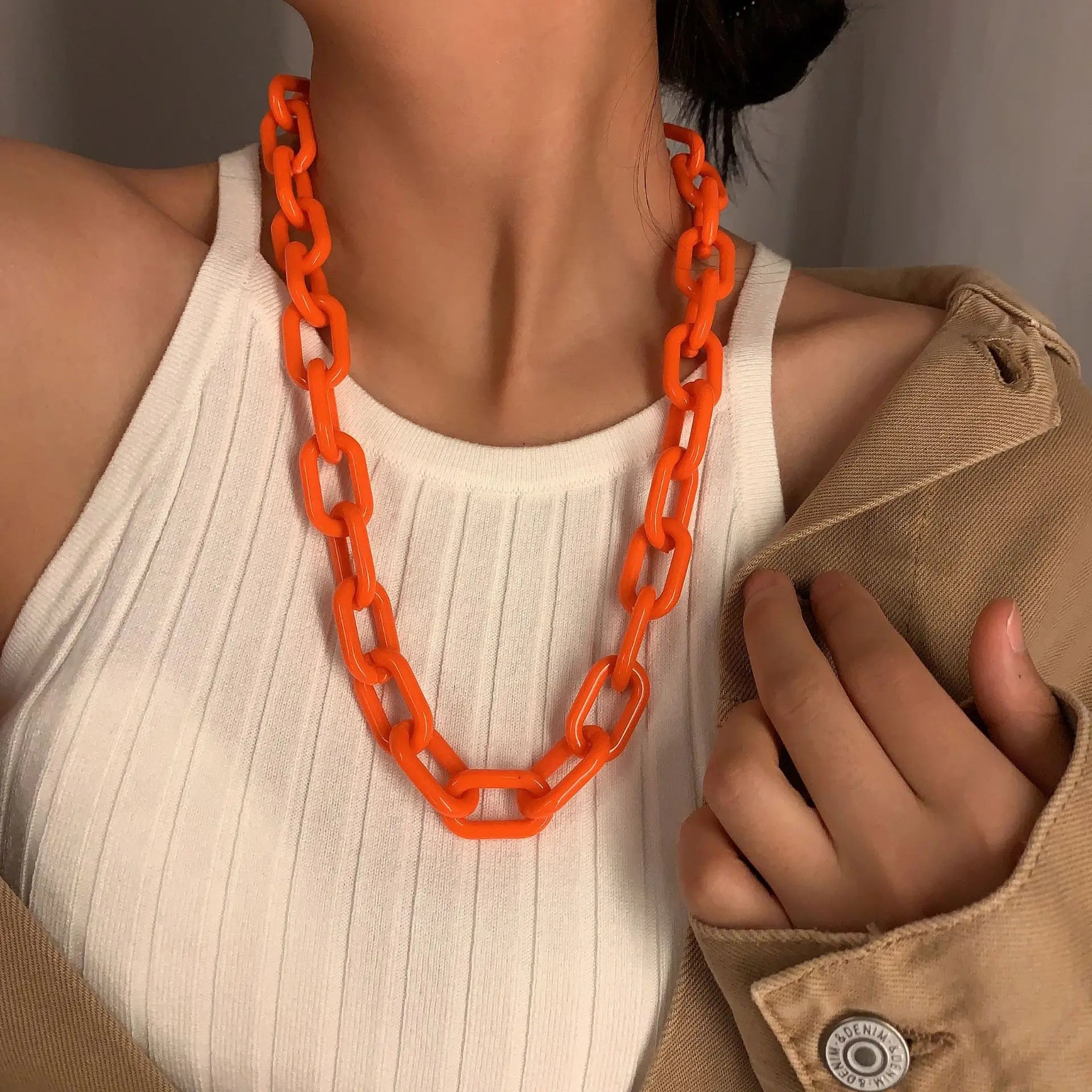 Fashion Necklace for Teen Girls Punk Hip Hop Resin Necklace Statement Acrylic Necklace for Women