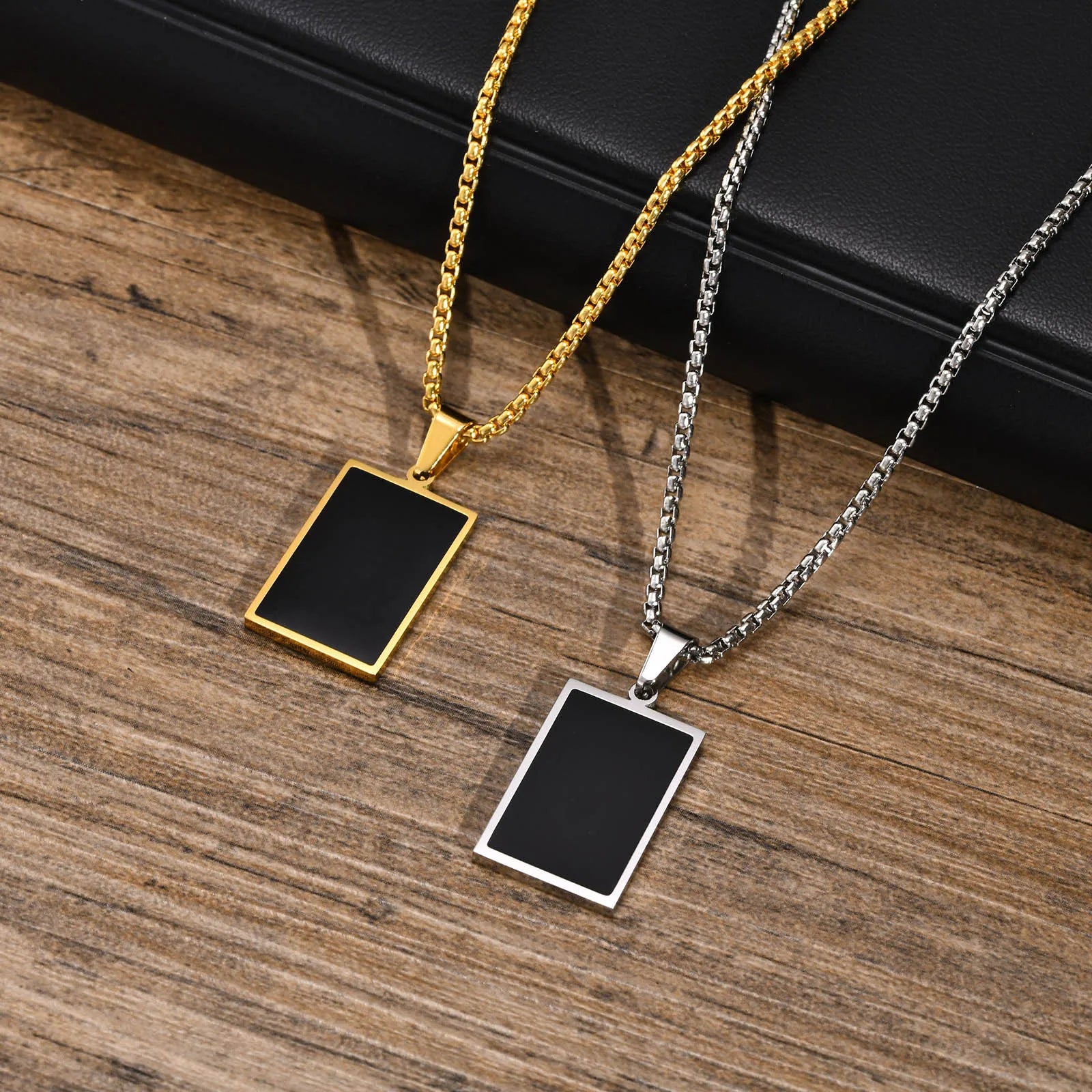 New Arrivals 18K Gold Plated Good Luck Necklace Custom Square Shape Enamel Pendant Necklace for Man