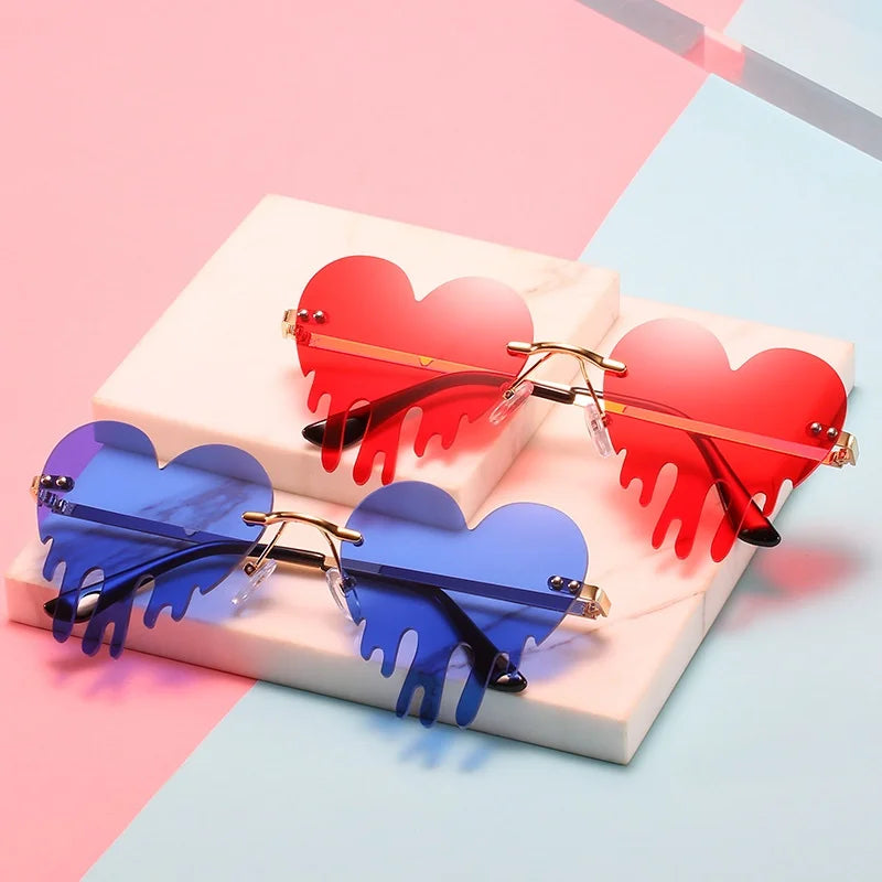Luxury New Fashion Gold Metal Sunglasses for Women Heart Tear Frame UV400 Rimless Alloy Glasses