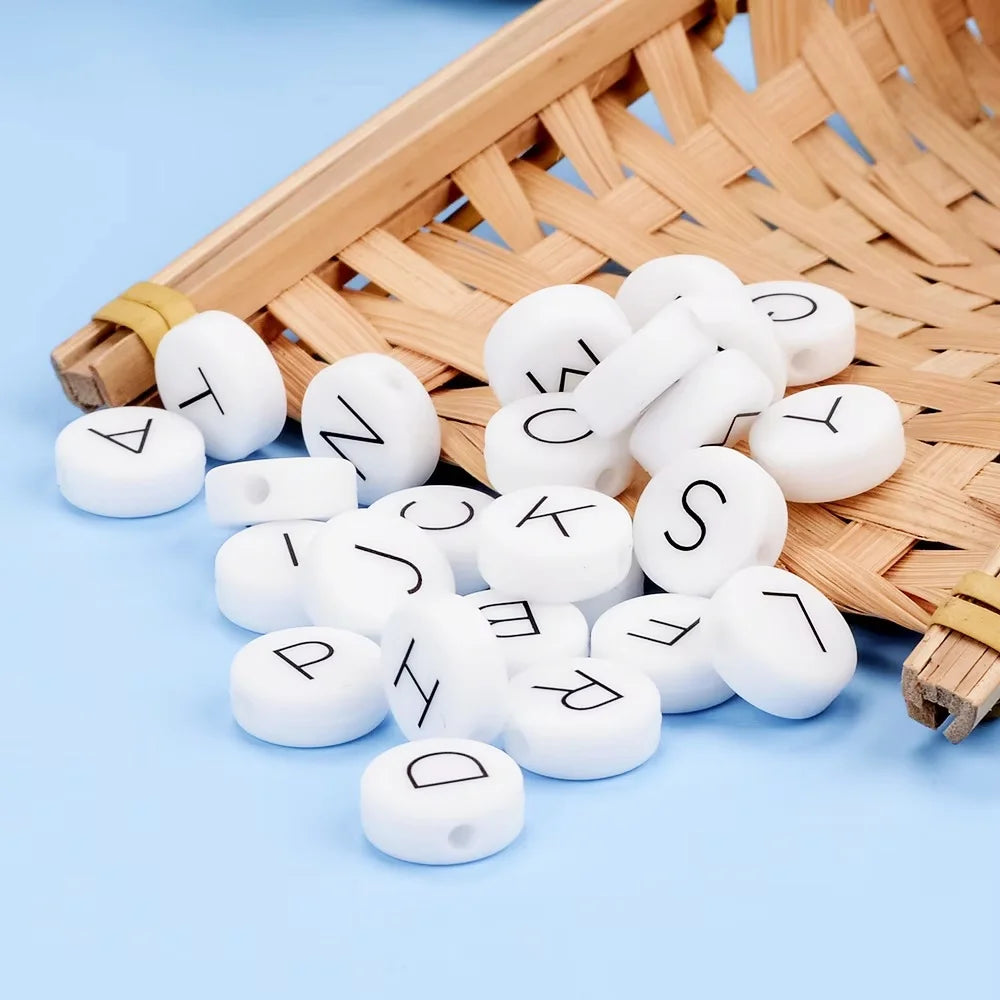 Bpa Free 100% Food Grade Chewable Silicon Teething Letter Beads Focal Alphabet Bead Silicone 26 Character Beads for Diy Bracelet