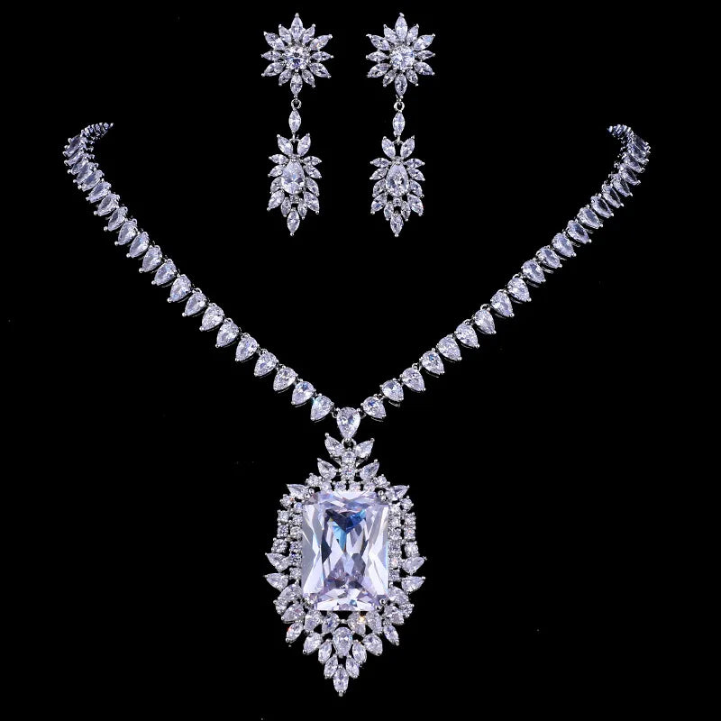 2022 Wholesale Luxury Crystal Wedding Jewelry Set Shiny Bridal Necklace Earrings Set Rectangular Zircon Jewelry Set for Women