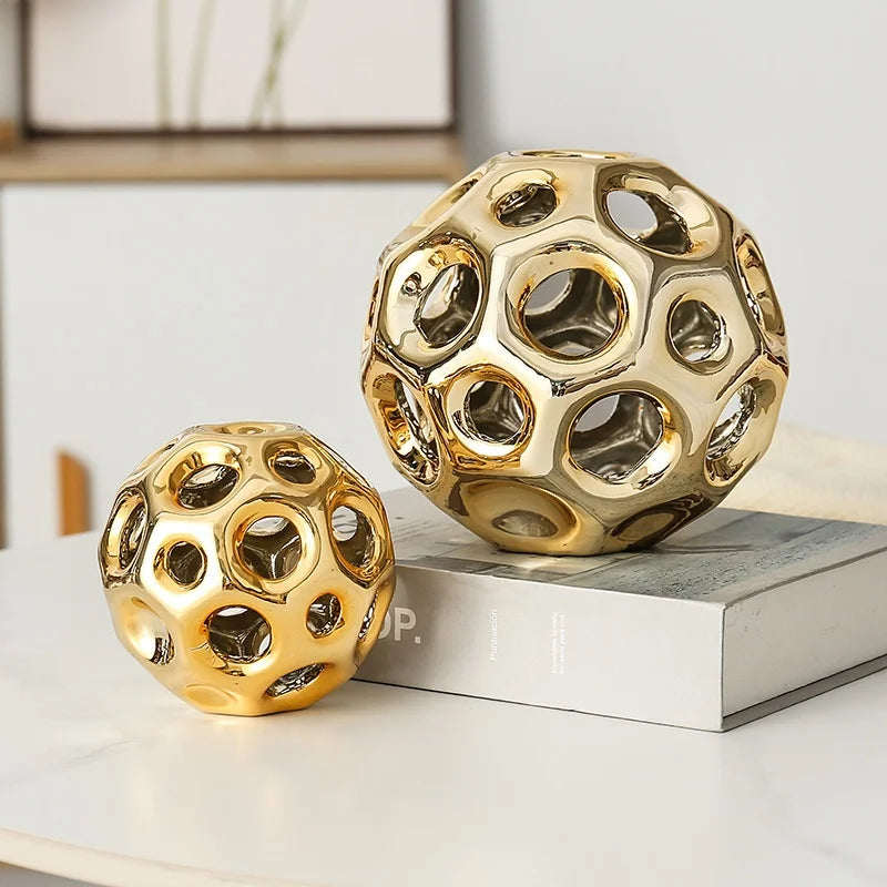 Modern Elegant Donut-Shaped Ceramic Vase Small Abstract Gold Planet Design for Tabletop Display Ins Eclectic Scandinavian Home