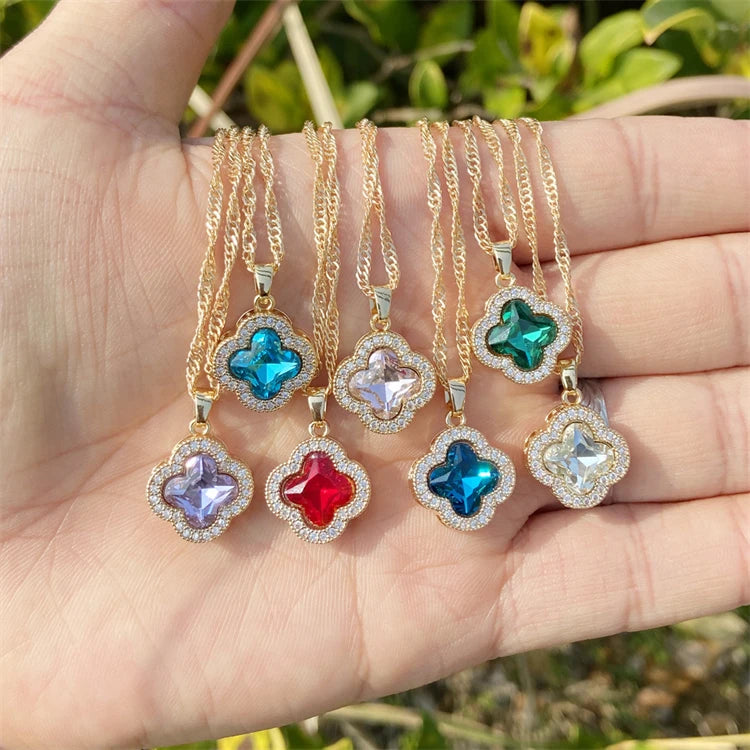 2023 Hot Selling 18K Gold Non-fading Flower Pendant Stainless Steel Diamond Clover Necklace
