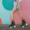 EACH Wholesale Roller Skates Flashing Quad Roller Customization Rental Skate Shoes PU Material for Adults Women Girl