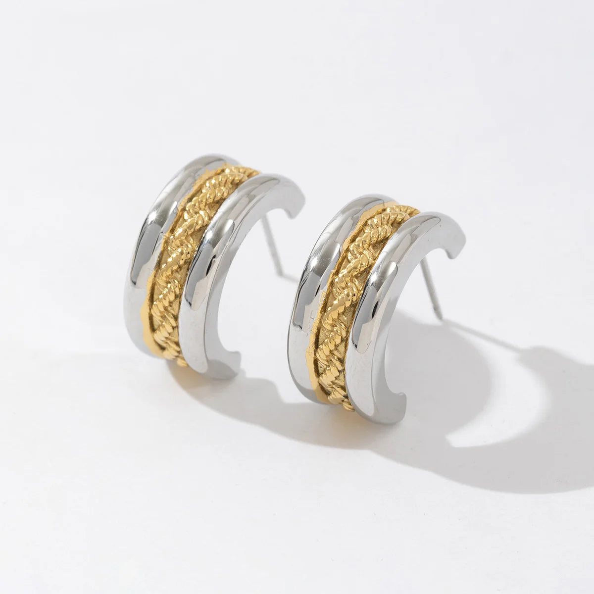 Simple Design Stainless Steel Wholesale Women Gifts Twisted C Shape Gold Tarnish Free Hoop CC Earrings
