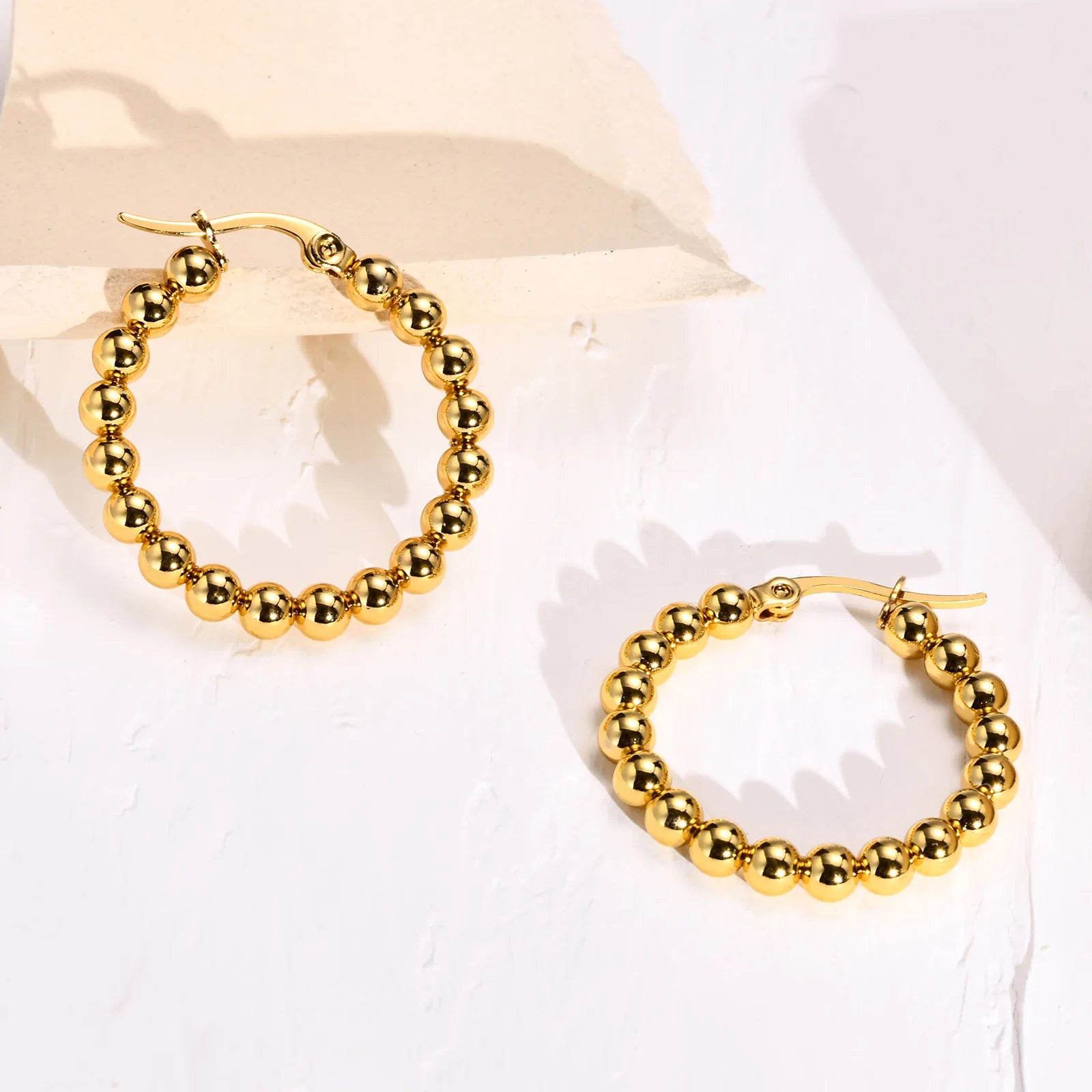 HIH Fashion Trendy Stainless Steel 18K Gold PVD Jewelry Huggie Earrings for Women with Third Party Appraisal