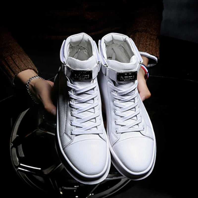 New Fashion Outdoor Solid Color Popular Casual Flat Shoes Comfortable High Top Walking Style Black Sneakers for Men