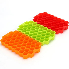Sustainable Small Honey Comb Shape Silicone Ice Mold with Lid 37 Small Ice Cubes Tray