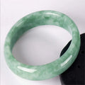 Hot Sale Fashion Natural Jade Bangle Wholesale Light Green Jade Bangles for Women Gift