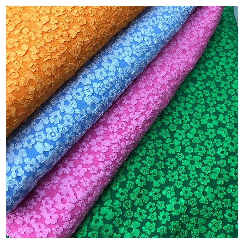Yaqixin Textile Factory In-Stock Small Floral Jacquard T800 Woven Polyester Fabric Embossed Textured for Bag Use Sheer Feature