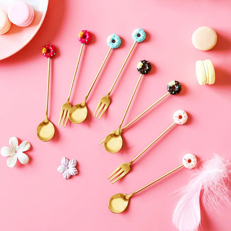 Trending Donut Stainless Steel Dessert Spoon Cartoon Macaron Fruit Fork Ice-Cream Coffee Wedding 10-Piece Flatware Set