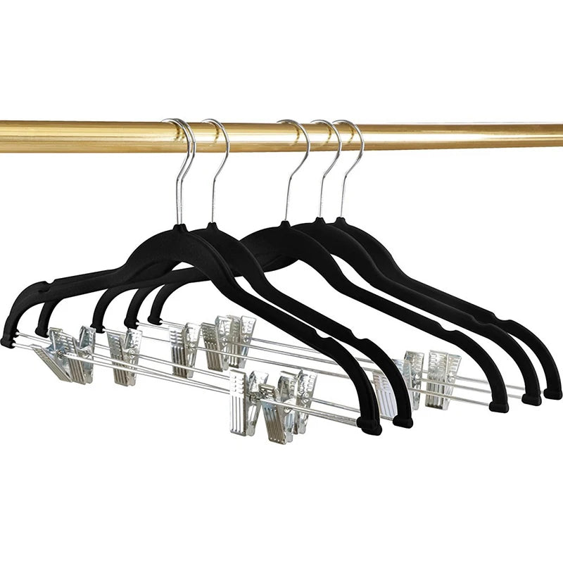 Luxury Velvet Hangers  Flocking Anti Slip Hanger Velvet Cheap Clothes Hanger With Clips