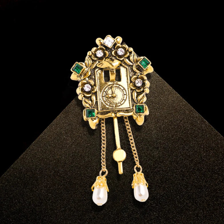 Vintage Design Clock Brooch Retro Court Carved Fringe Brooches Long Pendant Pin Woman Men Classic Exquisite Gifts