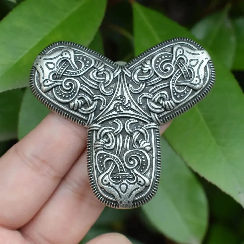 Custom Men Fashion Trend Domineering Nordic Viking Brooch Amulet Badges Backpack Hat Shirt Lapel Pin Jewelry Gifts for Friends