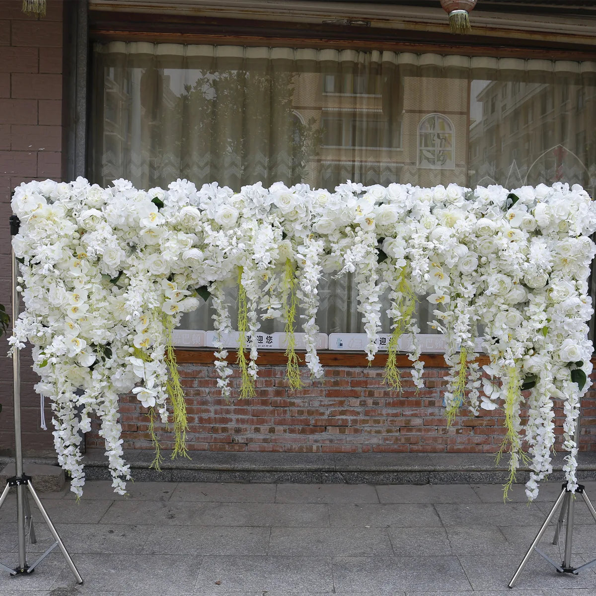 Customized White Hanging Background Flower for Wedding Event Decor