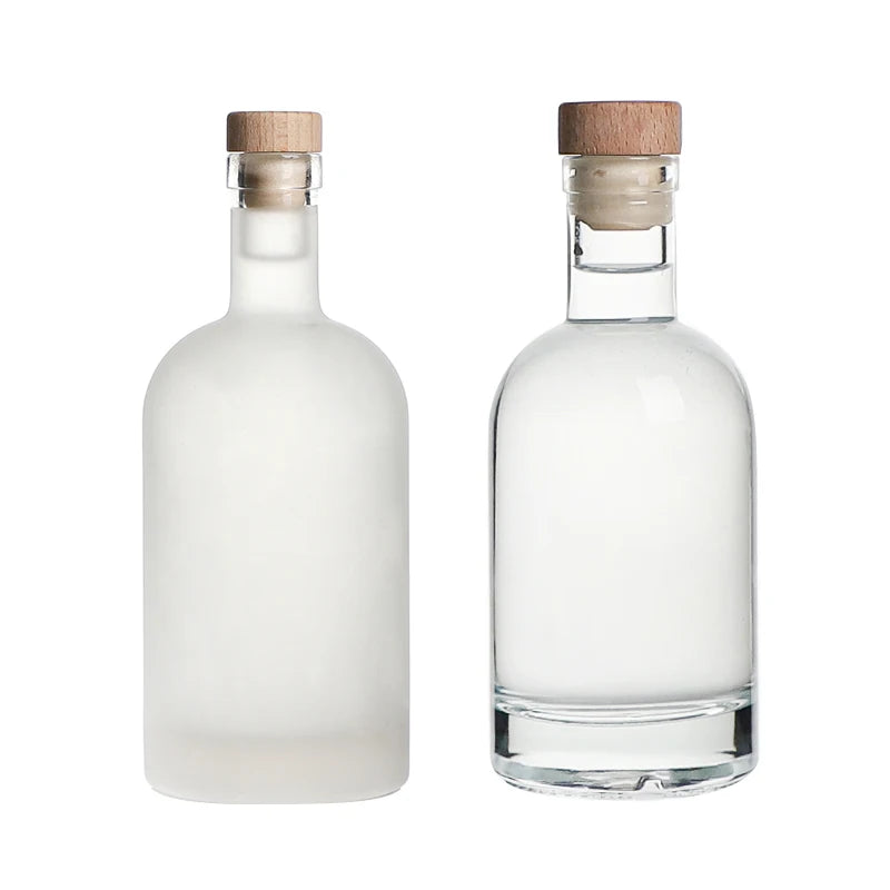 Custom Logo Wholesale Round Glass Bottle for Brandy Vodka Tequila Whisky Cork 750ml 1000ml with Reed Diffuser