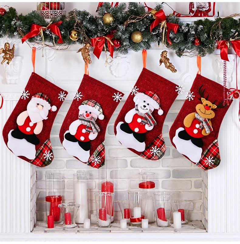 2022 New Hot Sale Small Christmas Socks Gift Bag Santa Claus Children's Gift Socks Candy Bag Decoration Pendant