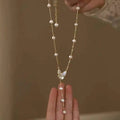 Elegant and Delicate Zircon Shell Butterfly Gypsophila Trendy Gold Plated AAAA Grade 5-6mm Natural Freshwater Pearl Necklace