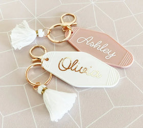 Wholesale Diamond Pendant Tassel Letter Custom Acrylic Keychain Exquisite Outdoor Hotel Motel Keychain