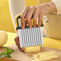 Custom Logo Kitchen Tool Stainless Steel Wavy Chopper Knife Manual Vegetable Fruit Crinkle Cutter French Fry Potato Cutter