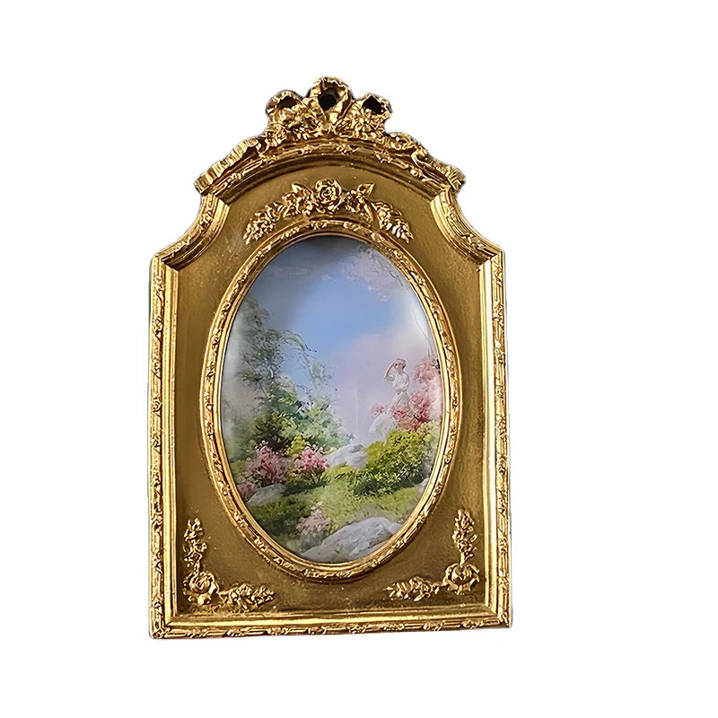 Antique Golden Resin 4x6 Handmade Eco-friendly Photo Frame with Glass Hanging Wall Ornament Gift for Home Interior Decor