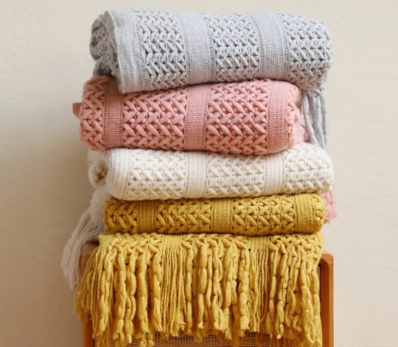 Super Soft Textured Knitted Decorative Throw Blanket Lightweight Handmade Tassel Blanket for Bed and Sofa