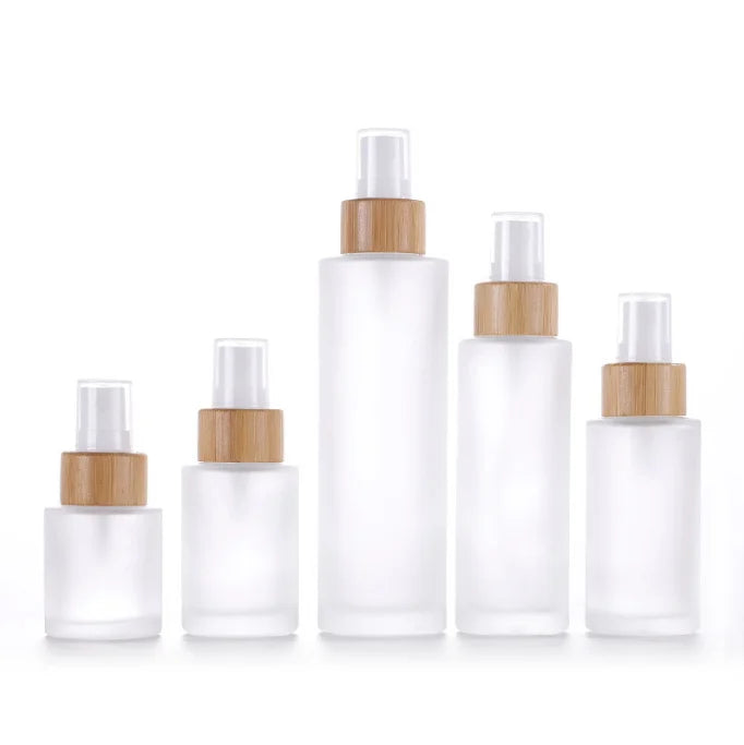 Fine Mist Perfume Essential Oil Bamboo Lid Sprayer Glass Bottle clear Frosted Empty Glass Bamboo Spray Bottle 30ml 100ml