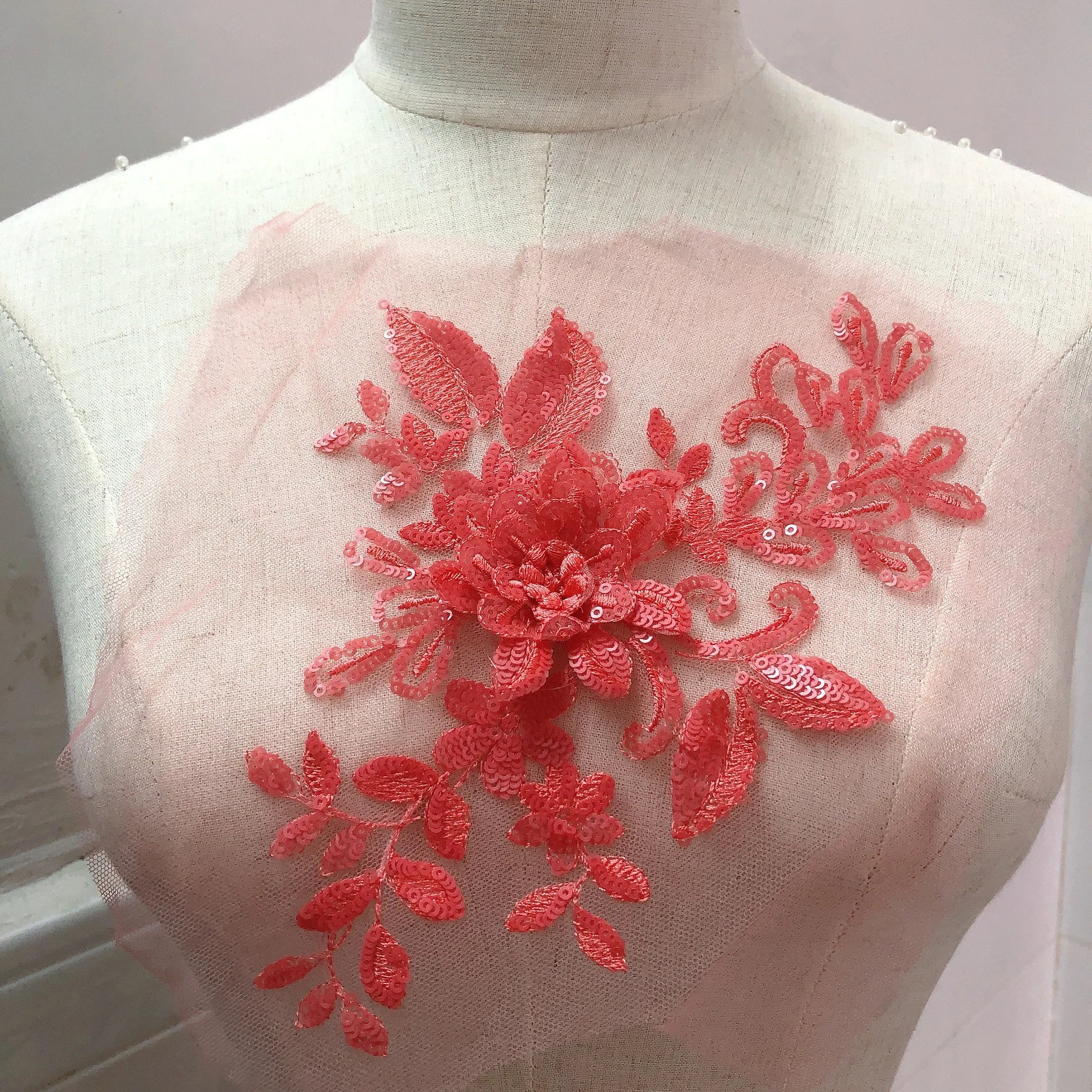 Multi Colors Pieces Embroidery 3d Bridal Lace Applique With Sequins LT2361A