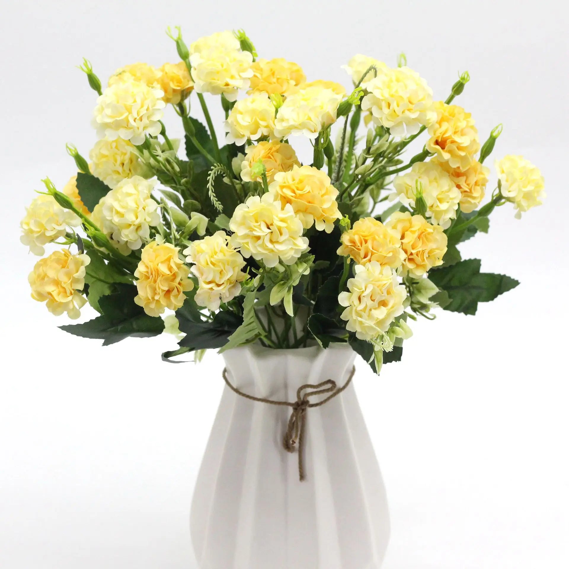 Factory Price Artificial Hydrangea Silk Flower Artificial Plant Vine Outdoor Artificial Flower Bouquets for Home Decor
