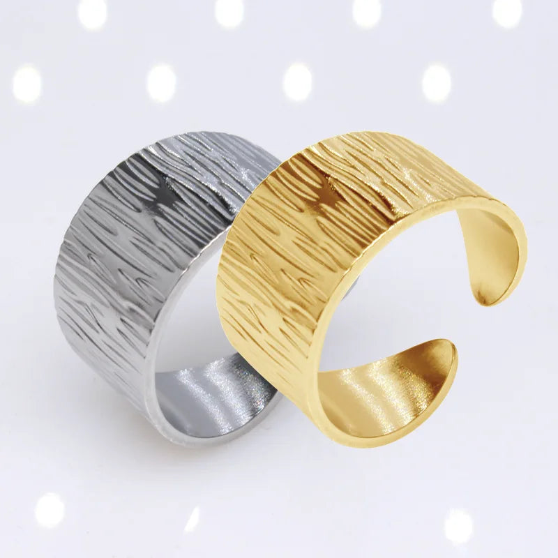 Wholesale Pleated Wrinkle Oil Pressure Opening Adjustable Titanium Stainless Steel Ring for Men