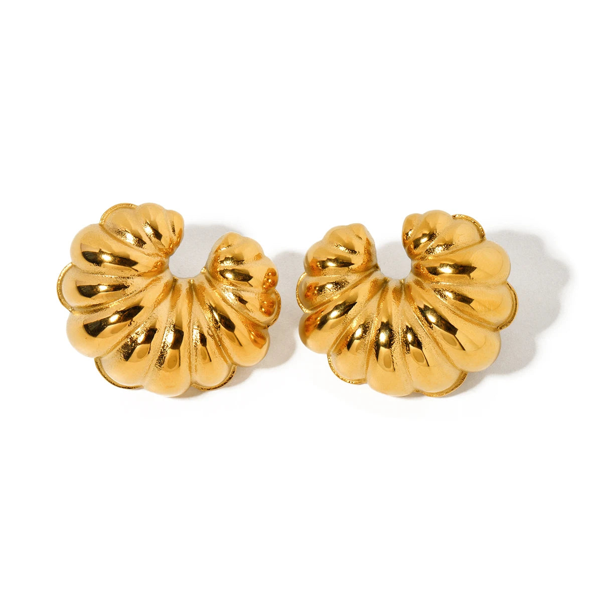 J&D Jewelry 18K IP Gold Plated Cuff Earring Stainless Steel Croissant Twist Ear Clip for Girls
