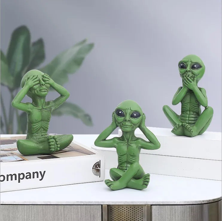 Animatronic Model Alien Toy Science Figure Figurine Home Decoration and Garden Adobe Creative Suite Resin Crafts