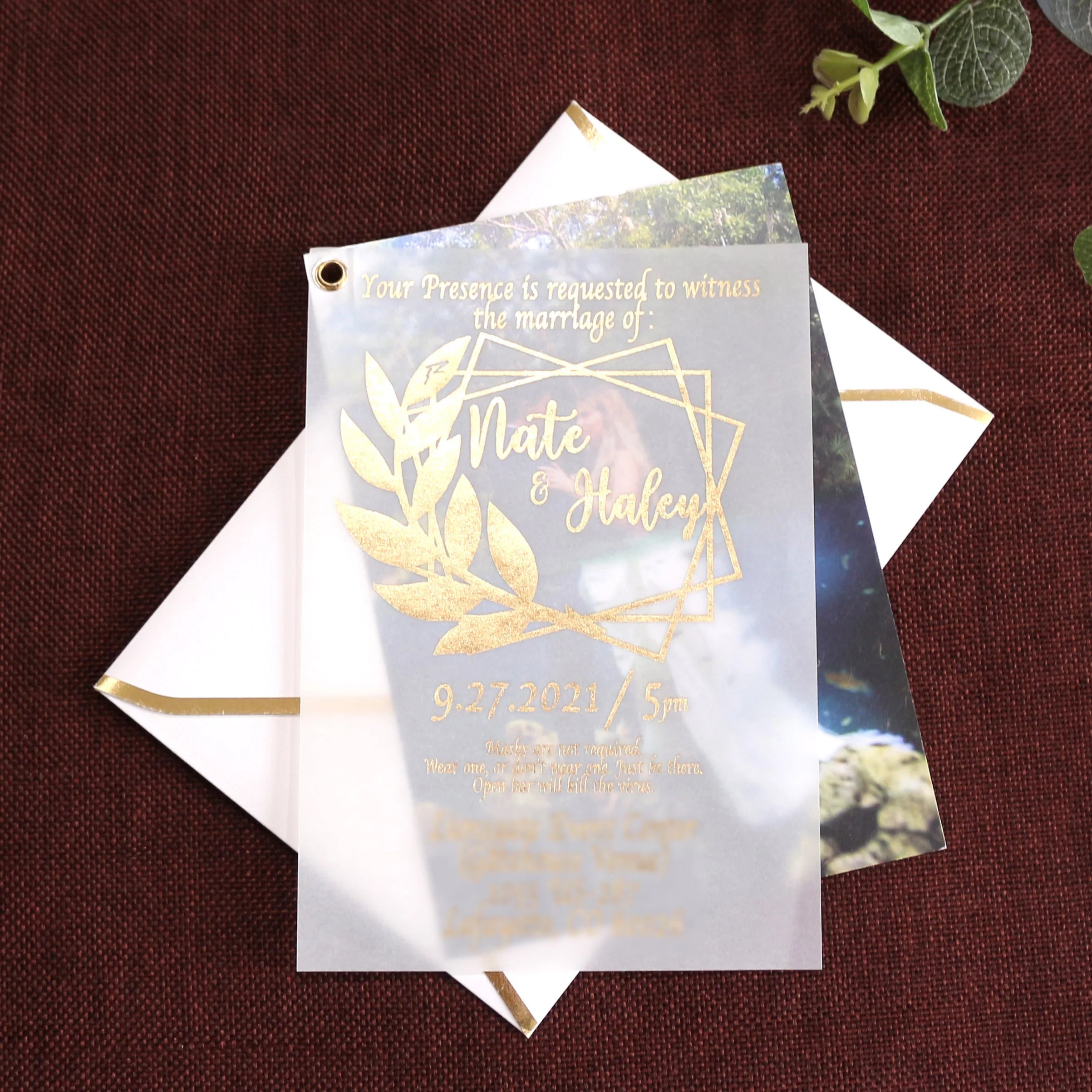 New Design Royal Wedding Invitation Cards With Custom Printed Photo Custom Vellum Paper Invitation