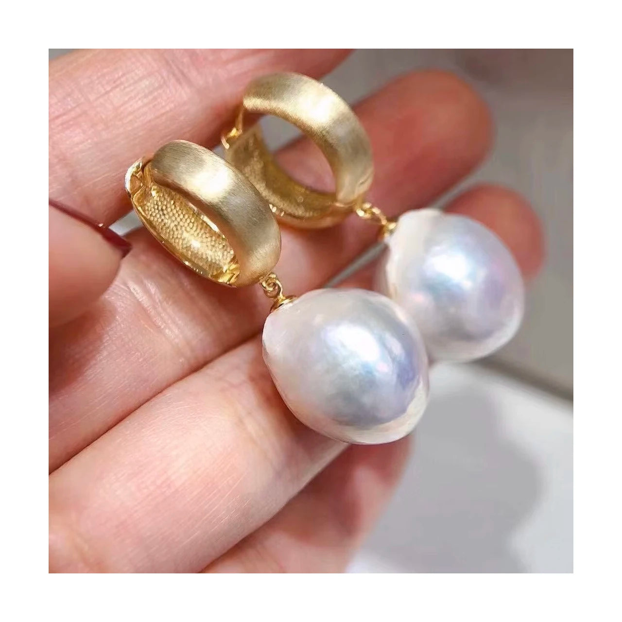Fashion Freshwater Pearl Stud Earrings Unisex 18K Gold Plated Real Natural Baroque Pearl
