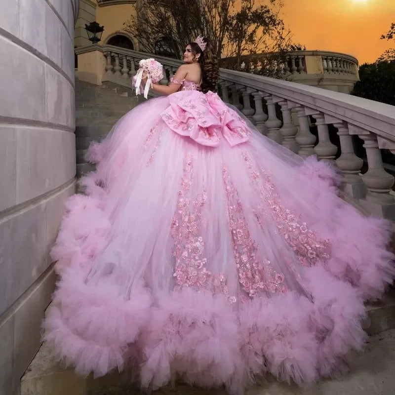Ball Gown Off Shoulder Applique Lace Beads Tiered Sweet 16 Dress Vestidos De 15 Anos Pink Shiny Quinceanera Dresses MQ626