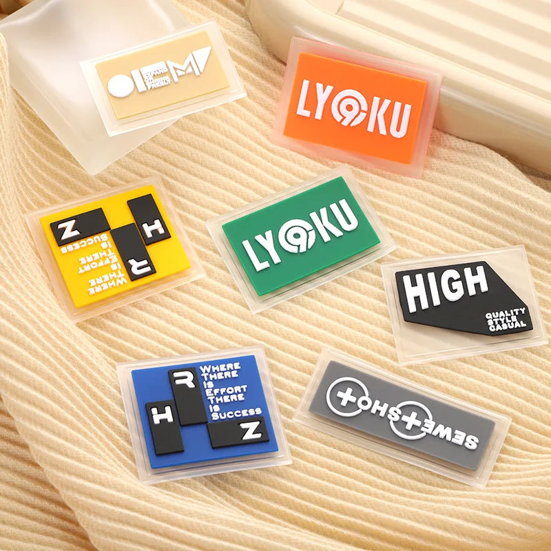 Personalized 2D 3D Logo Custom Pvc Clothing Rubber Custom Design Embossed Rubber Pvc Silicone Label
