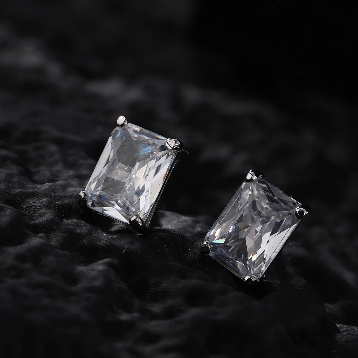 Fashion Ladies 925 Silver Zircon Rectangle Shaped Earrings for Everyday Parties