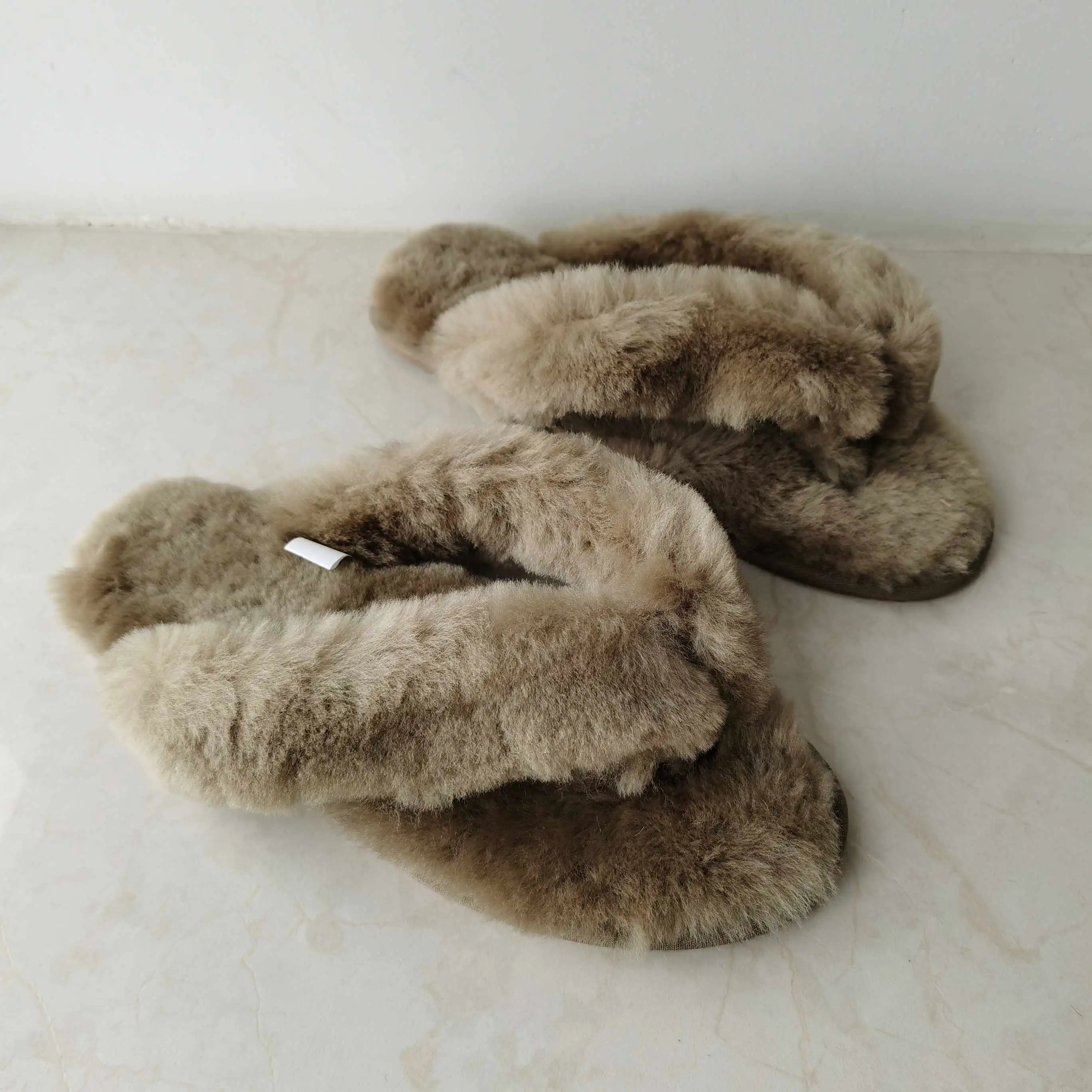 Wholesale Spring Autumn Winter Indoor for with Real Sheepskin Fur Fluffy TPR Outsole Warm & Soft for Women and Men