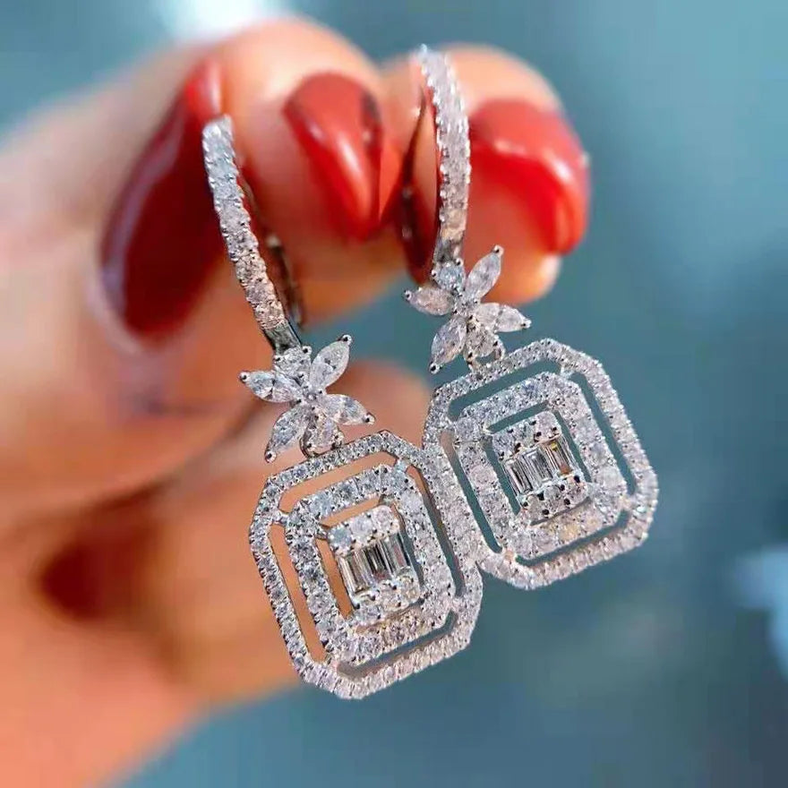 Huitan Factory Modern Fashion Silver Plated Women Dangle Earrings Dazzling Cubic Zirconia for Party Jewelry Drop CZ Earrings
