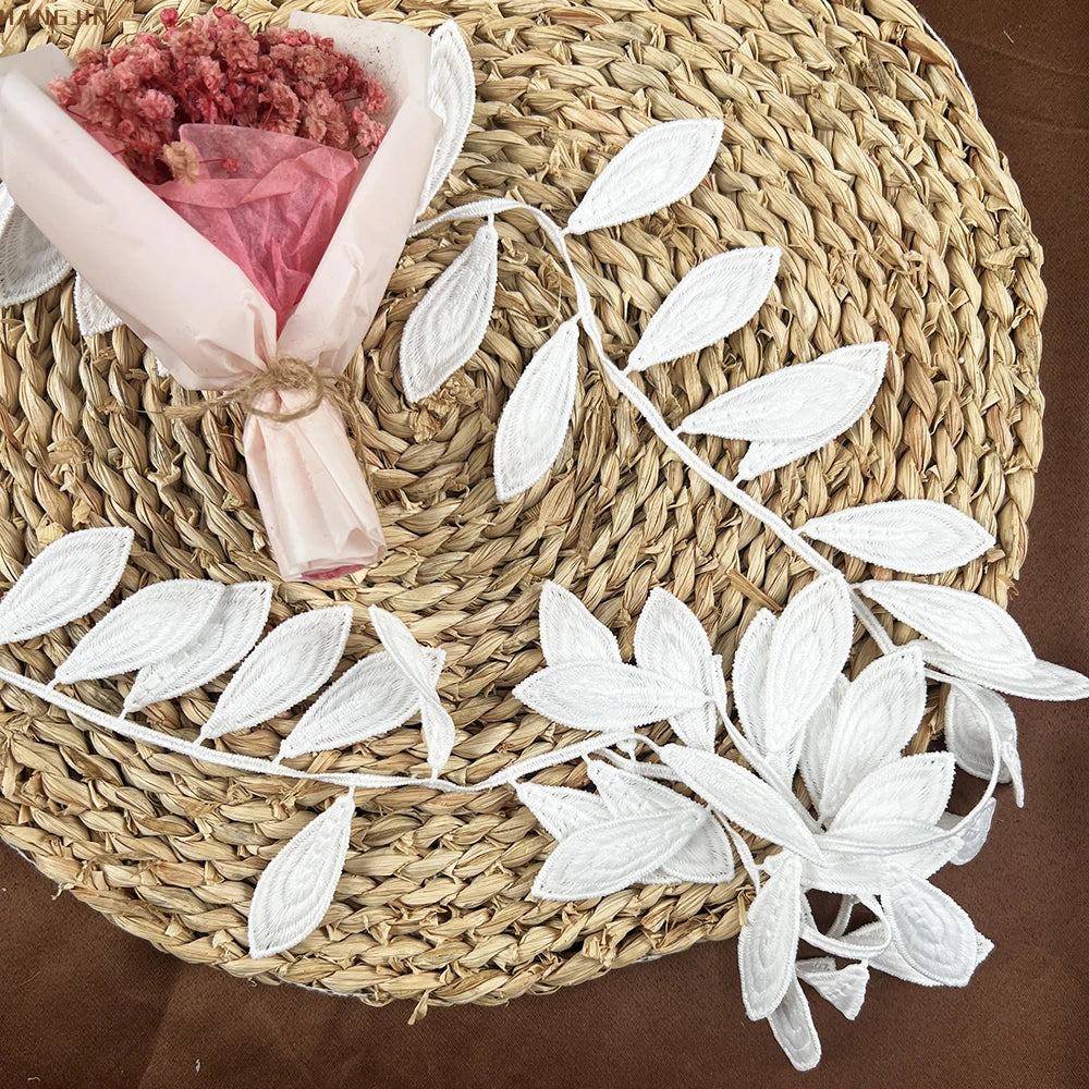 Exquisite Leaf Lace Trim Ivory White Lace Trims Applique Small Leaves Jewelry Lace Bridal Veil DIY Materials