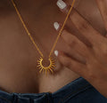 Dainty Sunburst Chain Necklace Women Jewelry 18K Gold Silver Trendy Minimalist Fashion Sunshine Necklace