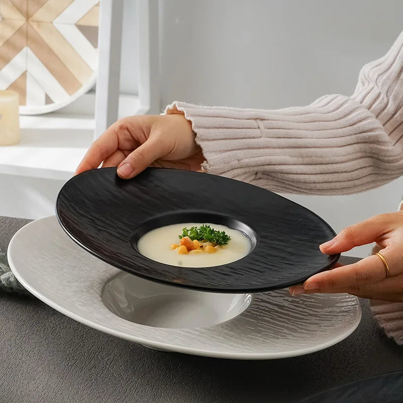 Commercial Ceramics French Style Oval Ceramic Dinner Plate Dinnerware Pizza Salad Plate for Hotel Restaurant
