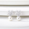 Korean Diamonds Stud Earrings Jewelry Gift Fashion Silver Needle Shiny Snowflake Crystal Pearl Earrings for Women