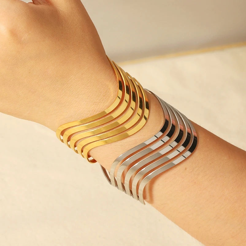 Fashion Ins Style Minimalist Wave Geometry Bracelet 18k Gold Exaggerated Irregular Wave Stainless Steel Bangle Fashion Jewelry