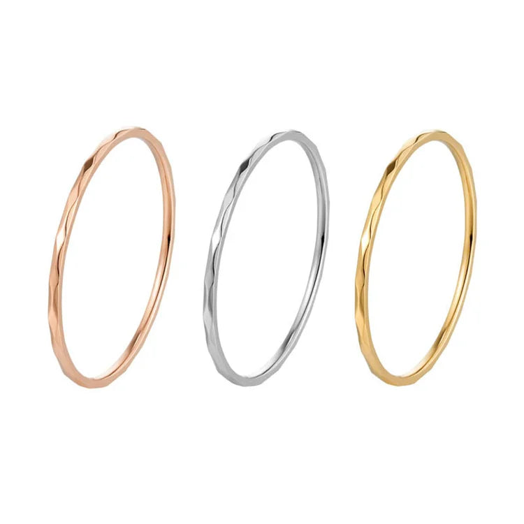 Minimalist Jewelry 18k Gold Plated Diamond Pattern Hoop Finger Ring