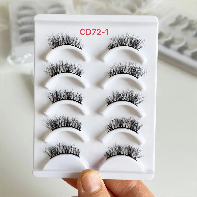 Wholesale Cat Eye fox Eye False Eyelashes Sunland Custom Fluffy Eyelashes in Private Label Lashes case